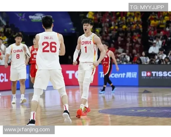 男篮世界杯中国队大胜美国，晋级四强！