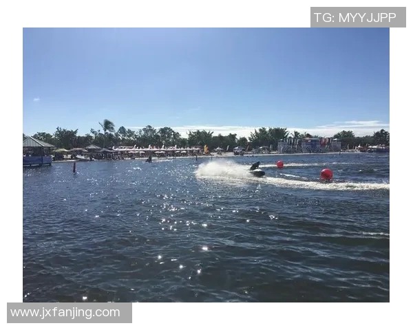 那不勒斯推出夏季海滩活动，吸引当地居民和游客参与