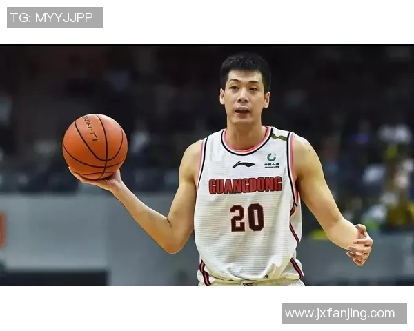 任骏飞在CBA赛场的崛起与挑战解析，展现篮球运动员的奋斗精神与职业生涯发展