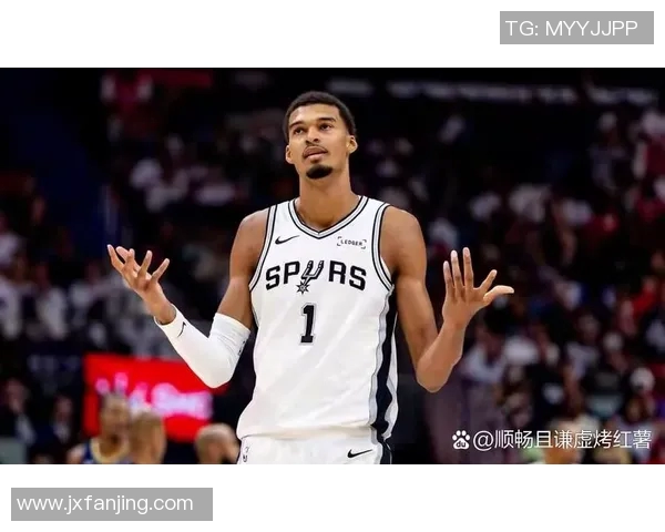 文班亚马新秀赛季表现抢眼场均20分10篮板3盖帽实力领跑联盟